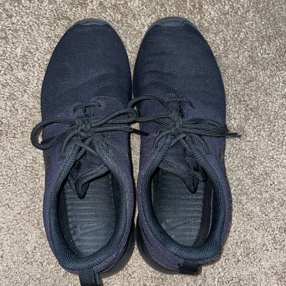 Nike Roshe - Picture 4 of 5